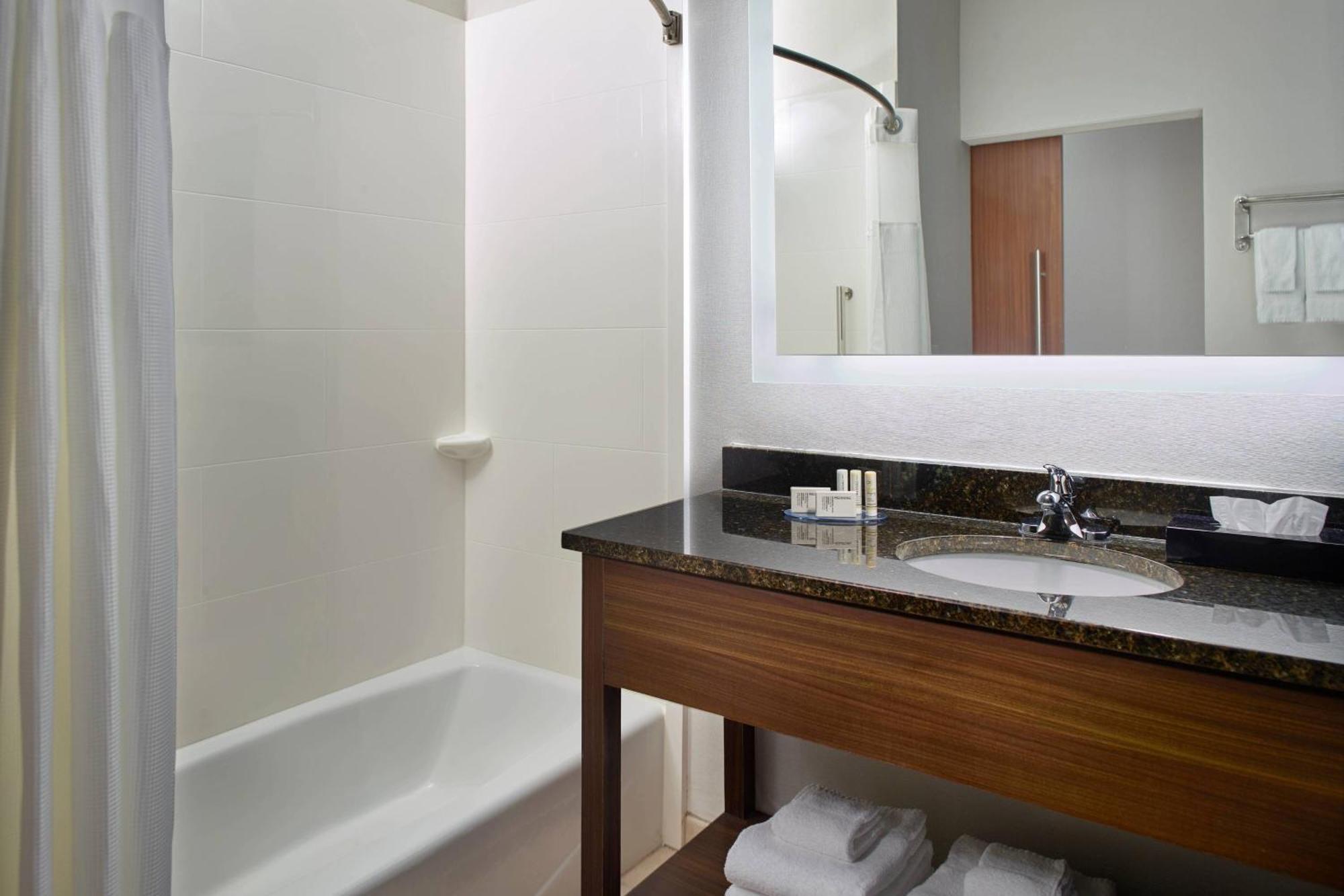 Fairfield Inn & Suites By Marriott Asheville Airport/Fletcher Zewnętrze zdjęcie
